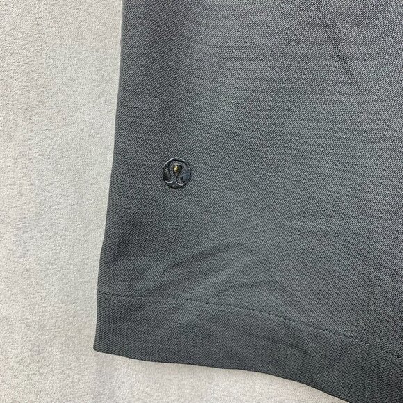 Lululemon Mens Shorts 34 Gray Chino Cadence Commute Cargo 11" Flap Pockets Nylon - Picture 10 of 10